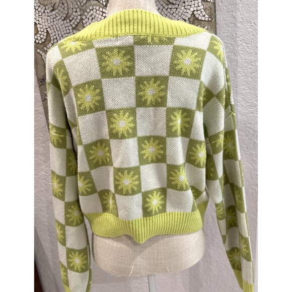 Madden NYC Womens XL Green & White Checkered V-Neck Sweater - Picture 5 of 9